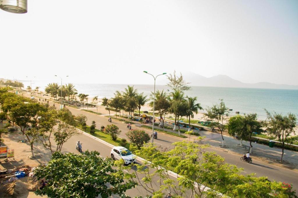 Whale Ocean View Hotel Da Nang Exterior photo