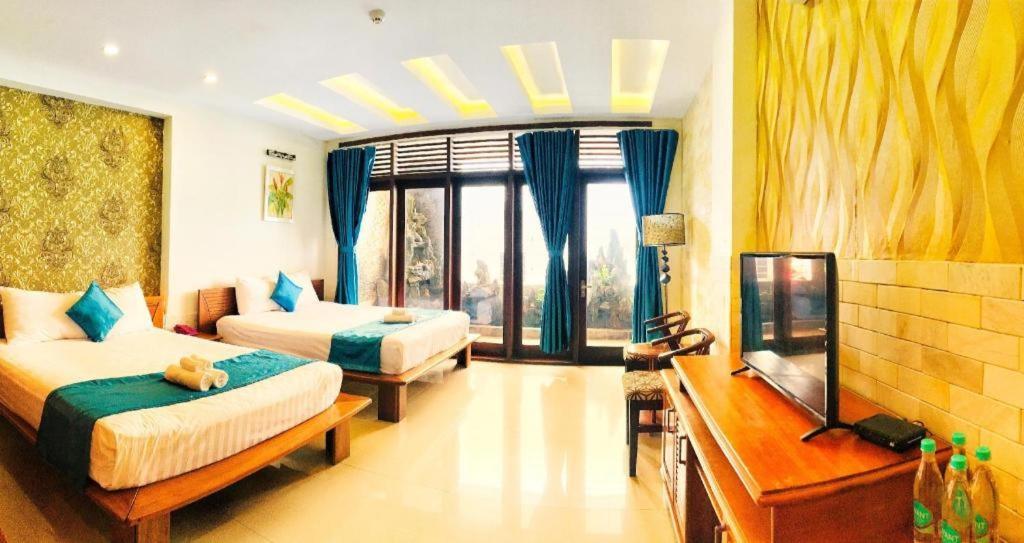 Whale Ocean View Hotel Da Nang Exterior photo