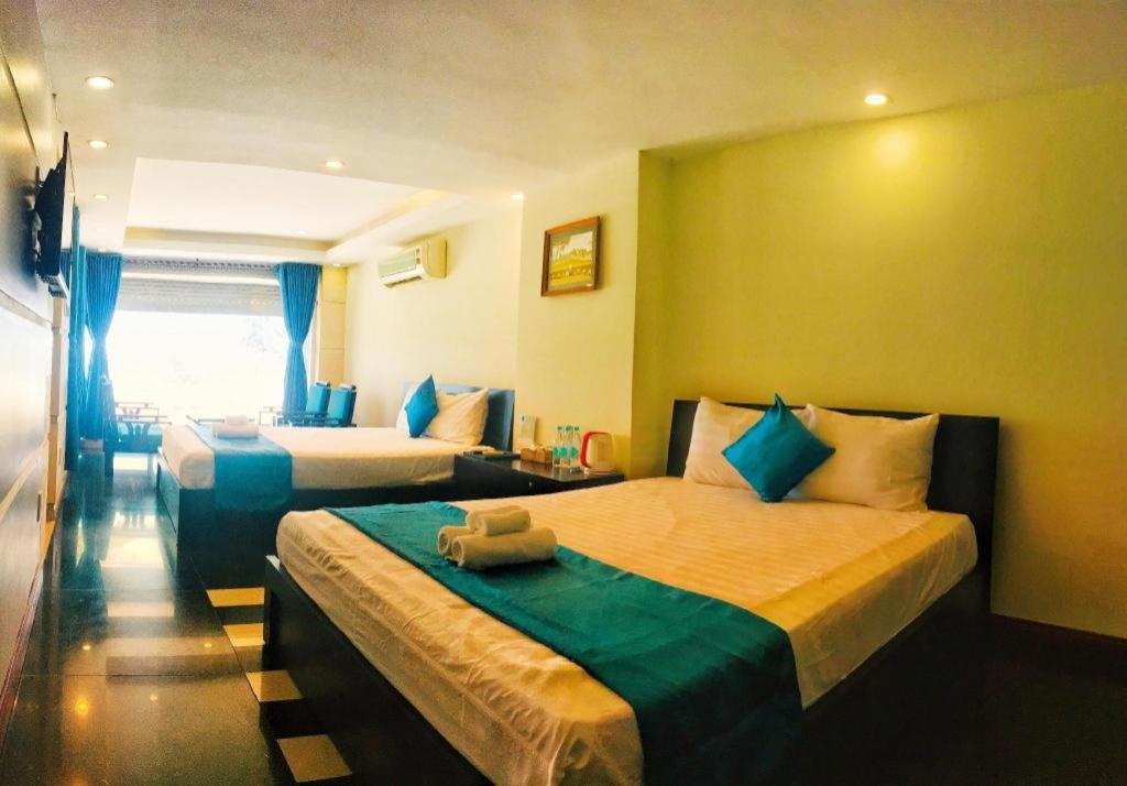 Whale Ocean View Hotel Da Nang Exterior photo