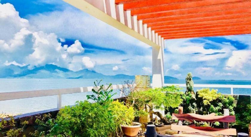 Whale Ocean View Hotel Da Nang Exterior photo