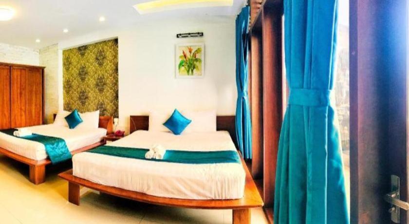 Whale Ocean View Hotel Da Nang Exterior photo