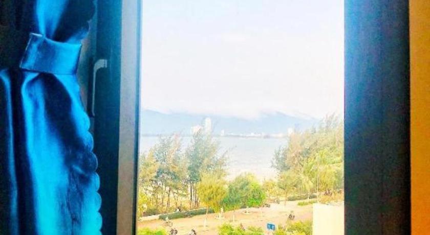Whale Ocean View Hotel Da Nang Exterior photo