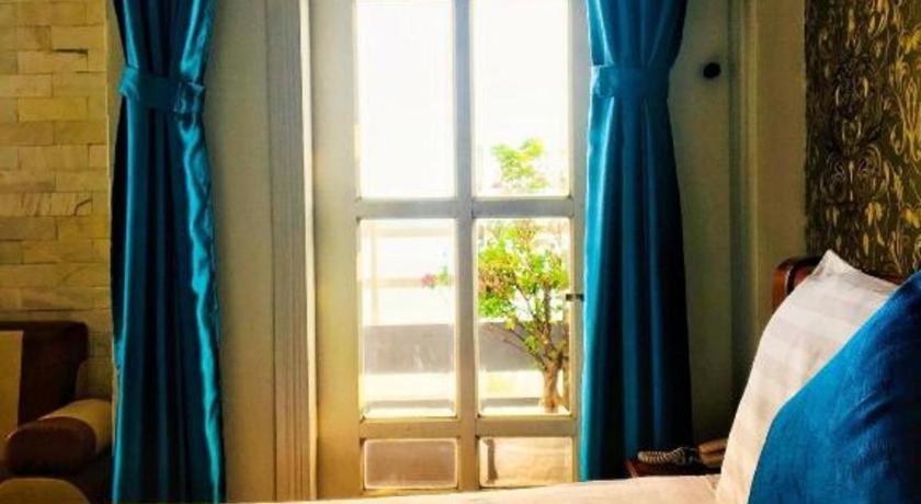 Whale Ocean View Hotel Da Nang Exterior photo